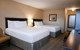 Skyline Hotel & Waterpark